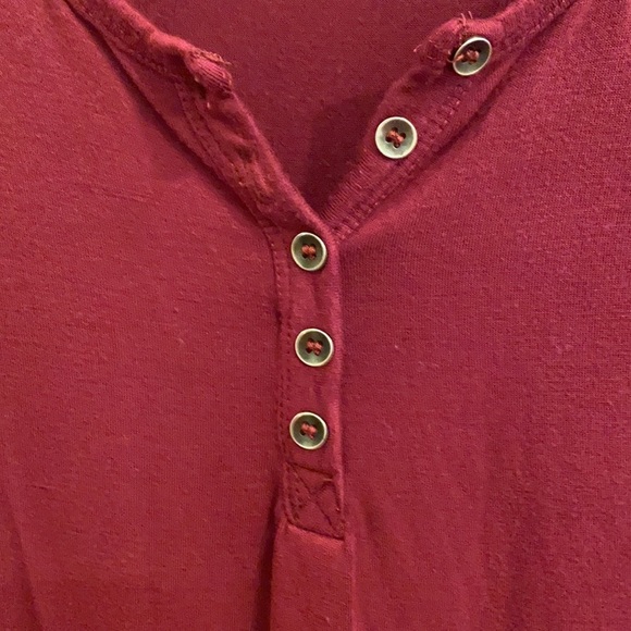 RUE21 Sz S Short Sleeve Henley Tee Maroon Stretch Slinky Thin Material Oversized - Picture 5 of 8